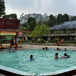 PEMANDIAN AIR PANAS CIWALINI