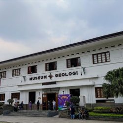 MUSEUM GEOLOGI